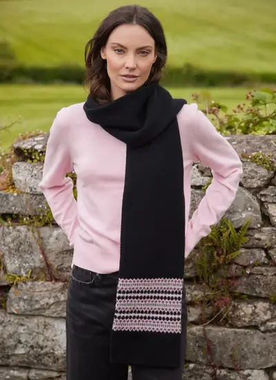 Morar Fairisle Scarf in Black